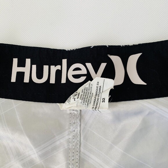 Hurley Board Shorts Men 32 Black Plaid Swim Bottoms Beach Pool Surf 11" - Picture 10 of 11